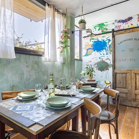 L'essenziale - Experience In - Private Park E Wifi Apartment
