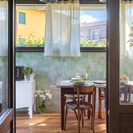 L'essenziale - Experience In Free Park & Wifi Alba (Piedmont)