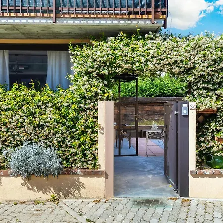 L'essenziale - Experience In - Private Park E Wifi Apartment Alba (Piedmont)