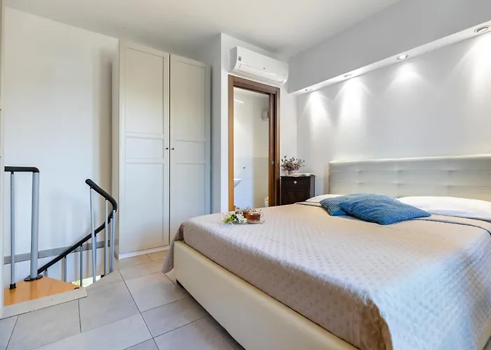 Essenziale Nel Cuore Di Parcheggio & Wifi Apartment